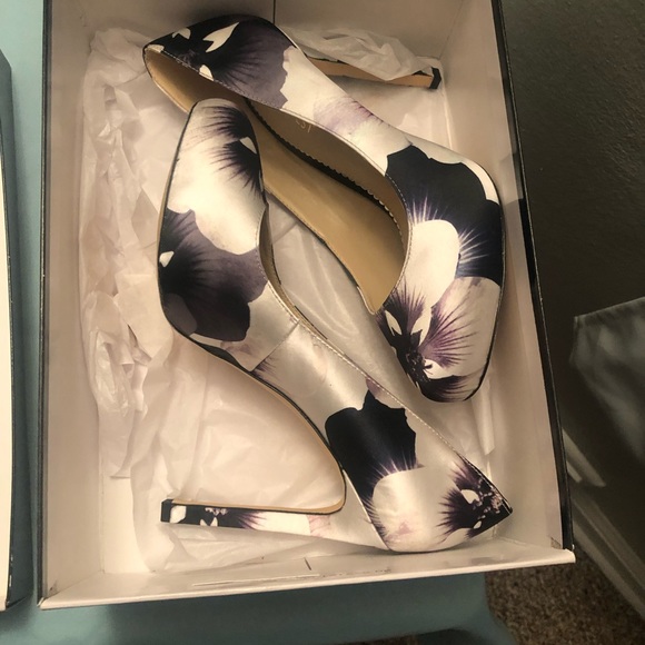 Nine West Floral Satin platform heels - Picture 7 of 12
